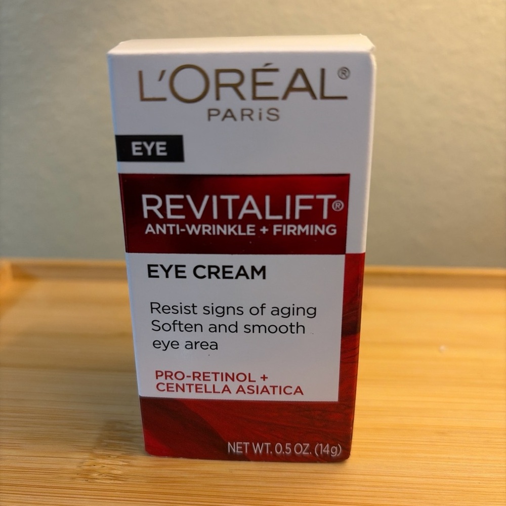 Revitalift Red Eye Cream - Anti-Wrinkle & Firming